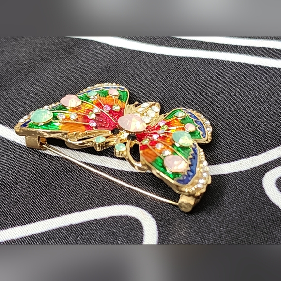 Crystal Butterfly Brooch - Picture 11 of 11